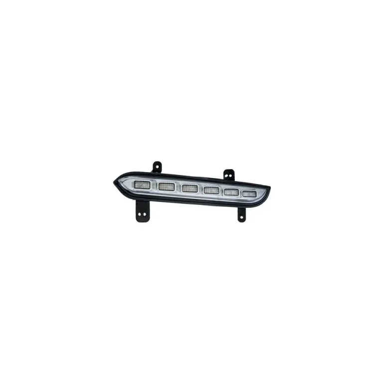 دیلایت جلو راست لیفان 820